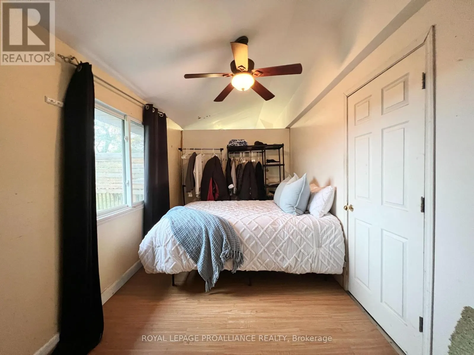 2112 HAMILTON ROAD