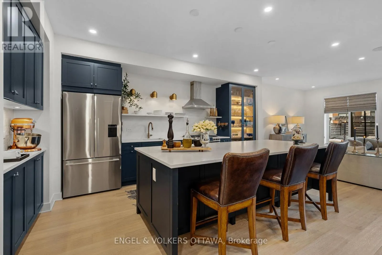 196 HAWKESWOOD DRIVE