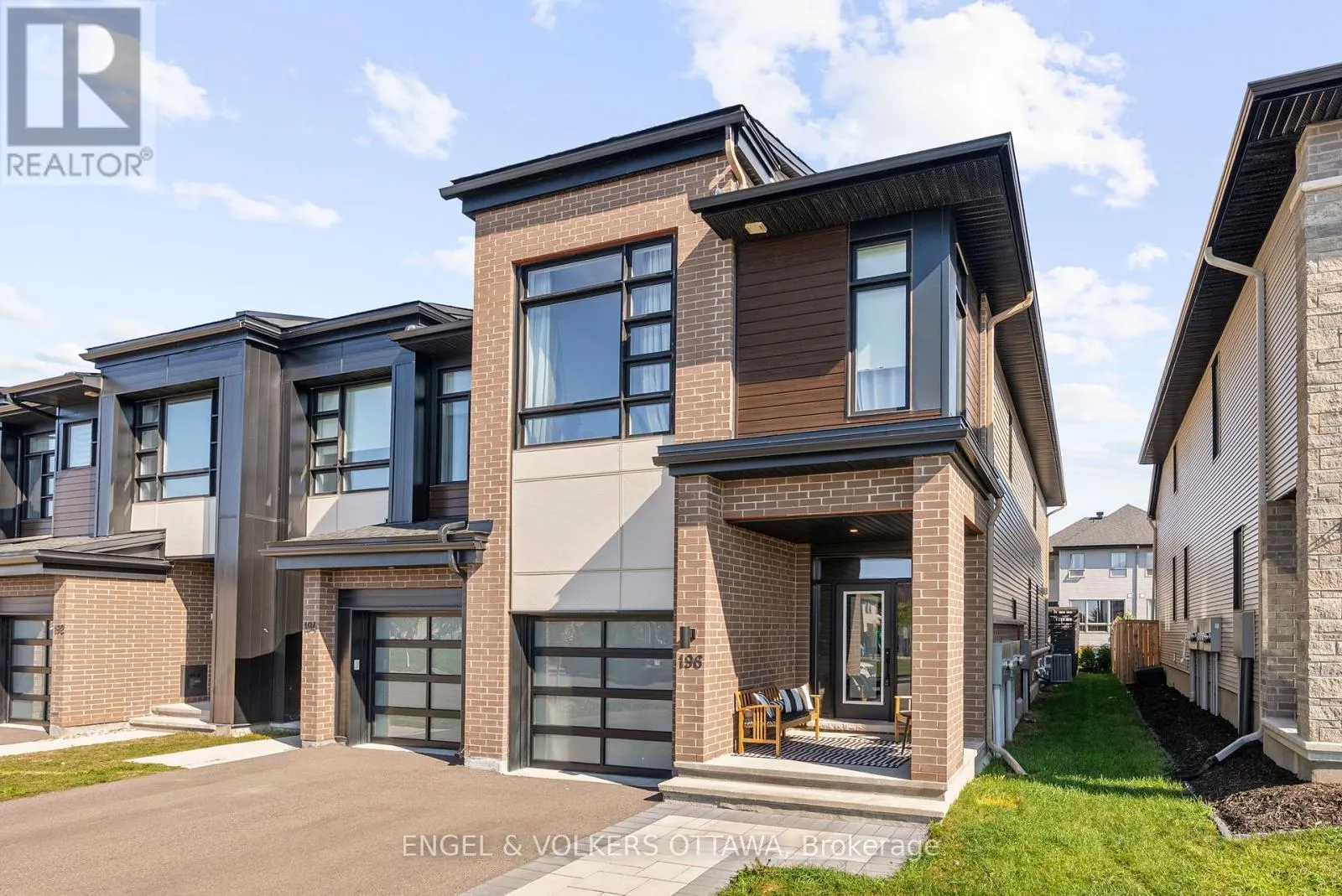 196 HAWKESWOOD DRIVE