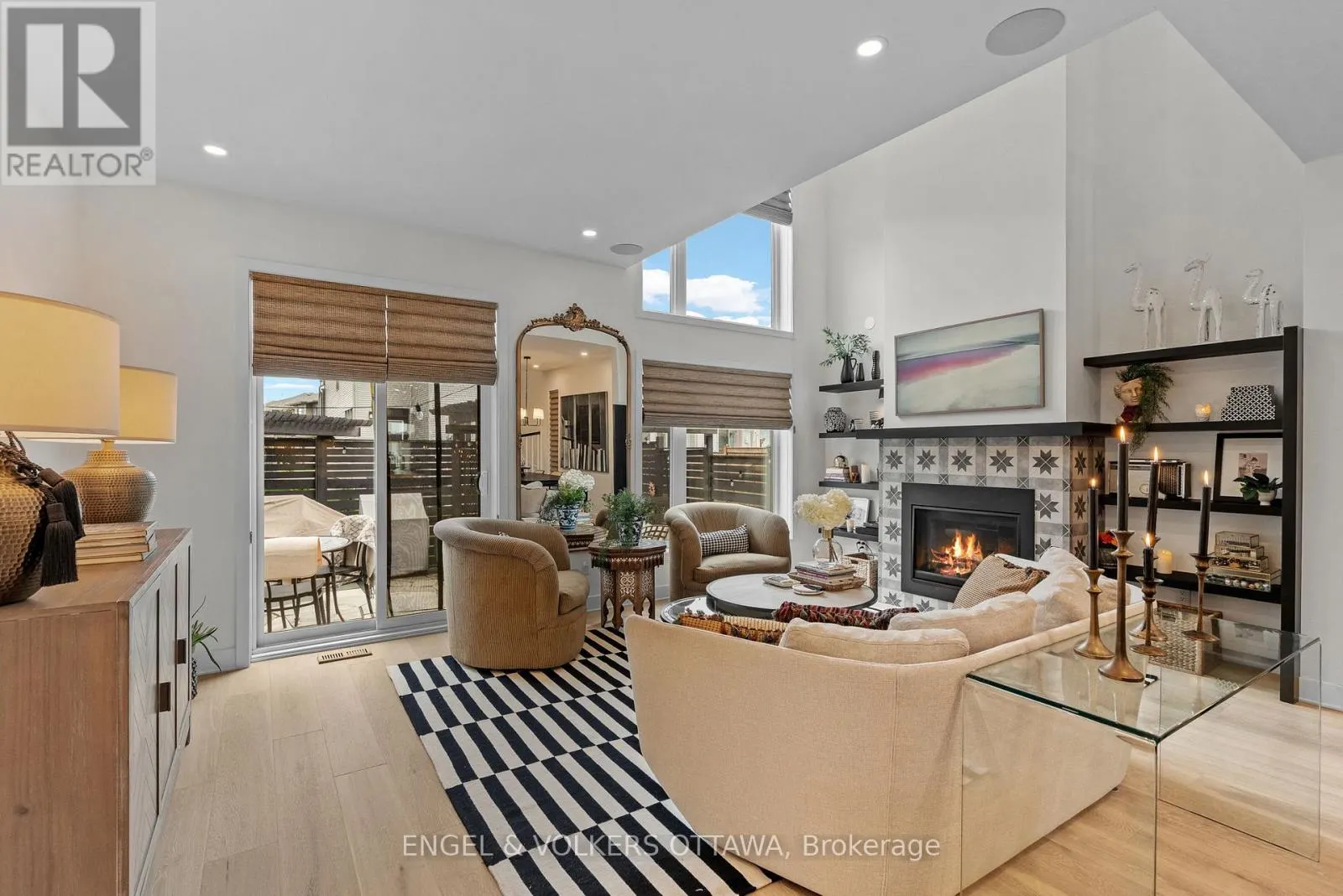 196 HAWKESWOOD DRIVE