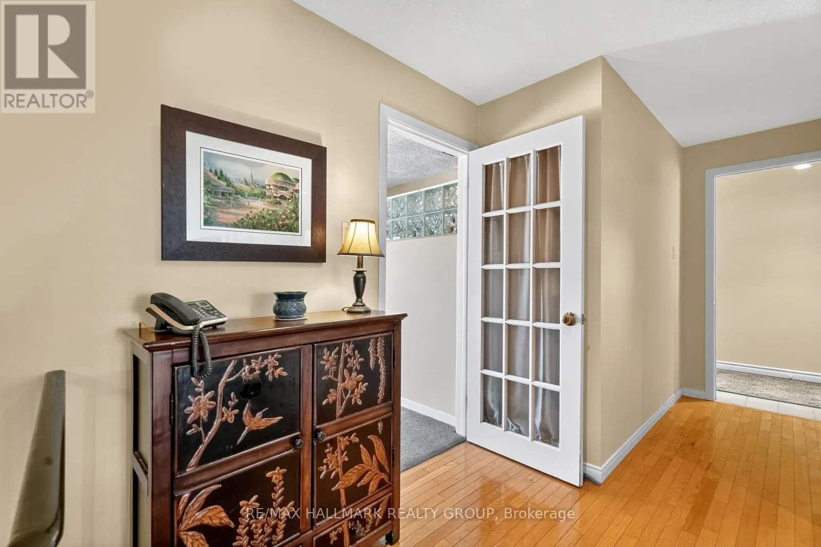 1816 APPLEGROVE COURT