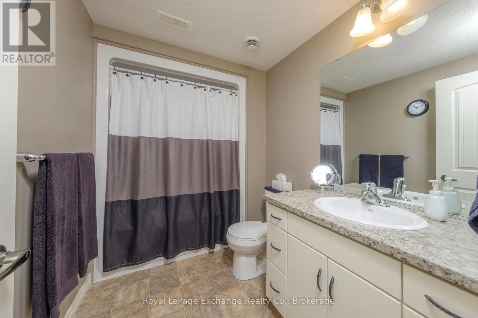 54 LAKEFIELD DRIVE