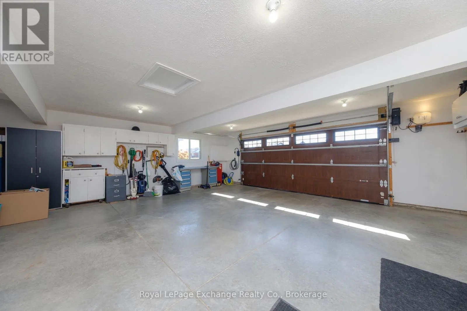54 LAKEFIELD DRIVE
