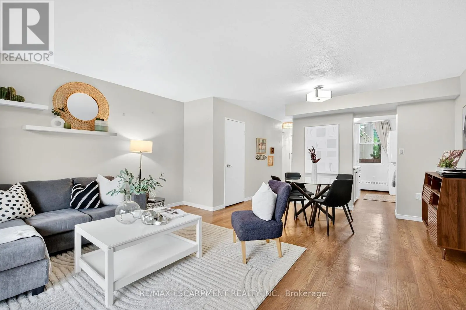 320 - 350 QUIGLEY ROAD