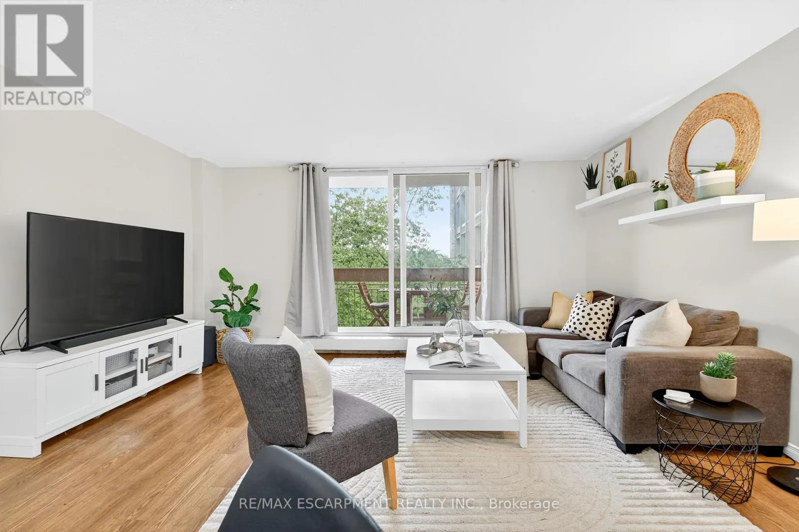 320 - 350 QUIGLEY ROAD