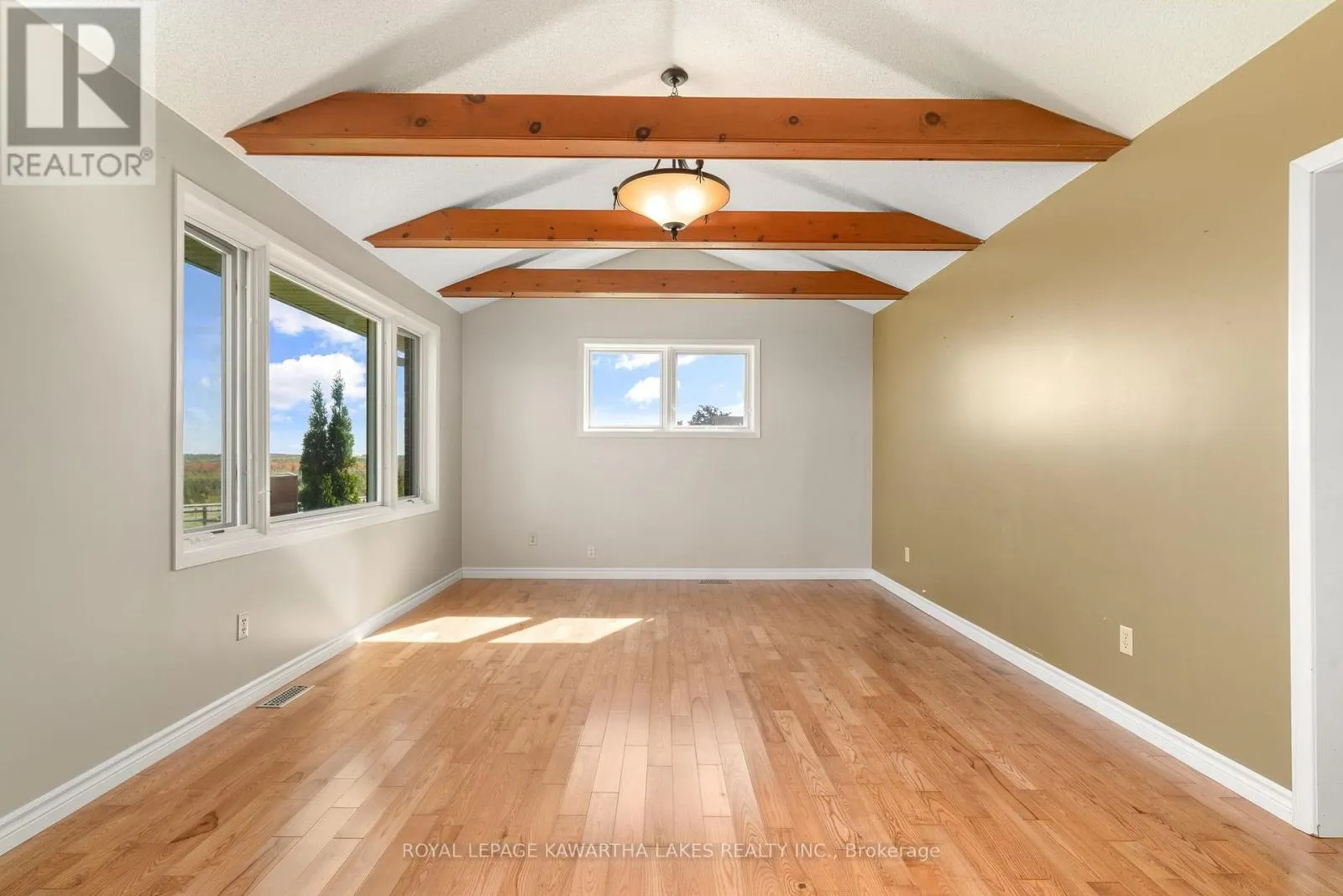 1240 MEADOWVIEW ROAD