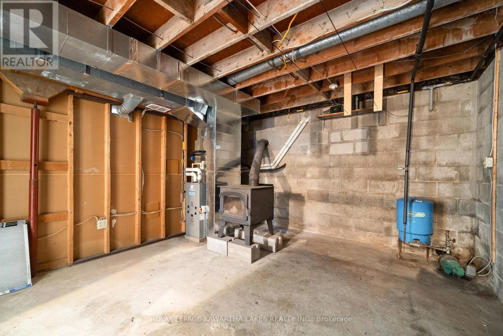 1240 MEADOWVIEW ROAD