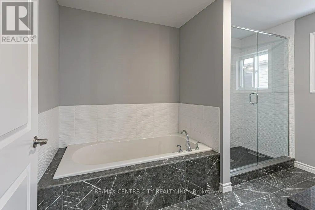 1596 NOAH BEND