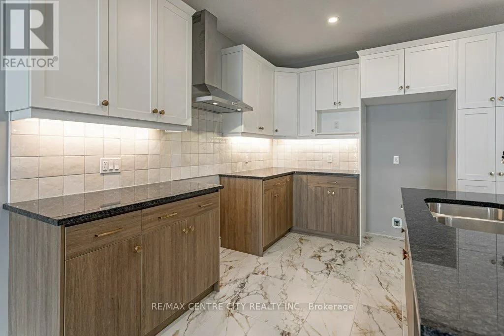 1596 NOAH BEND
