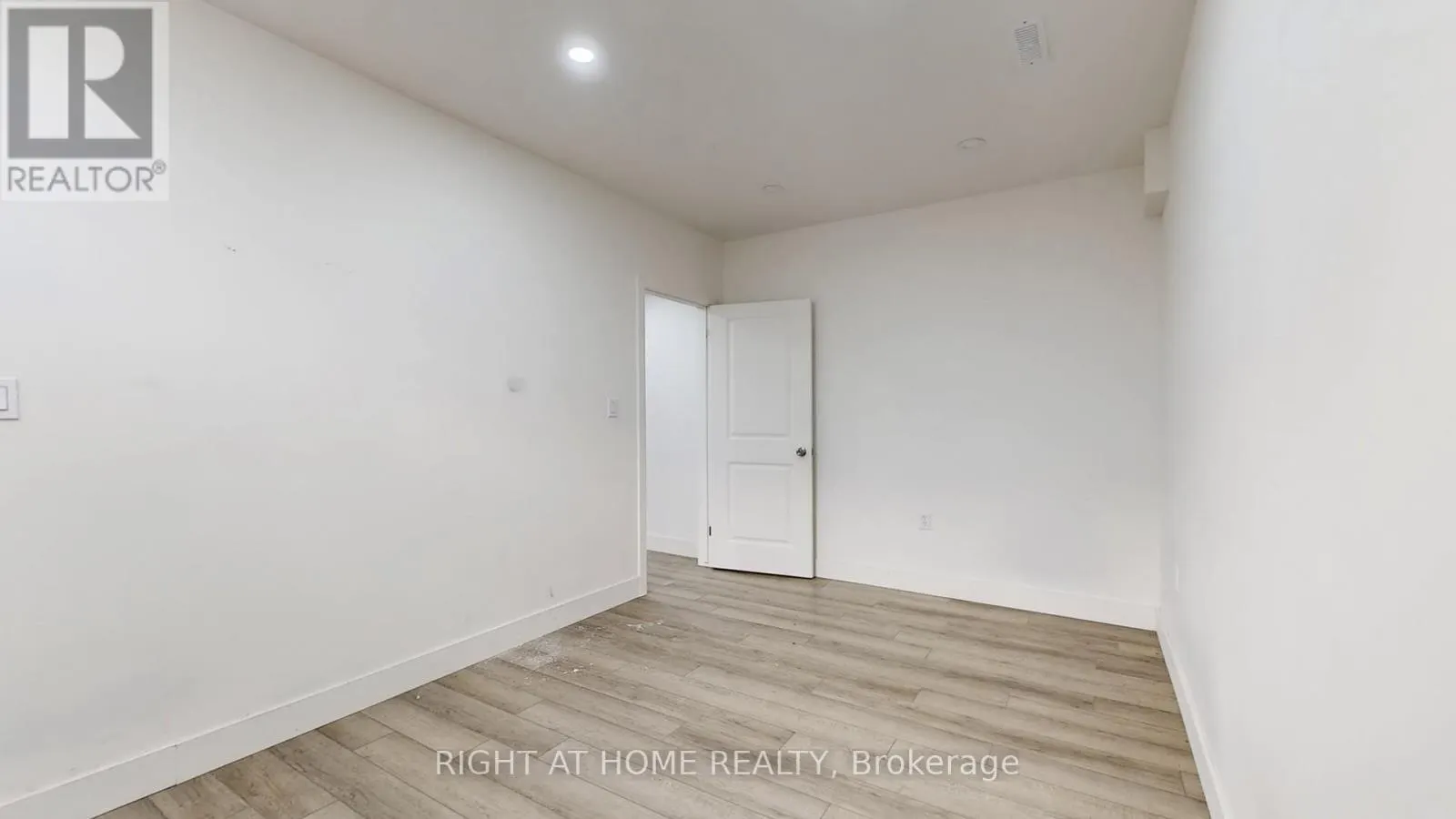 1608 CAPRI CRESCENT
