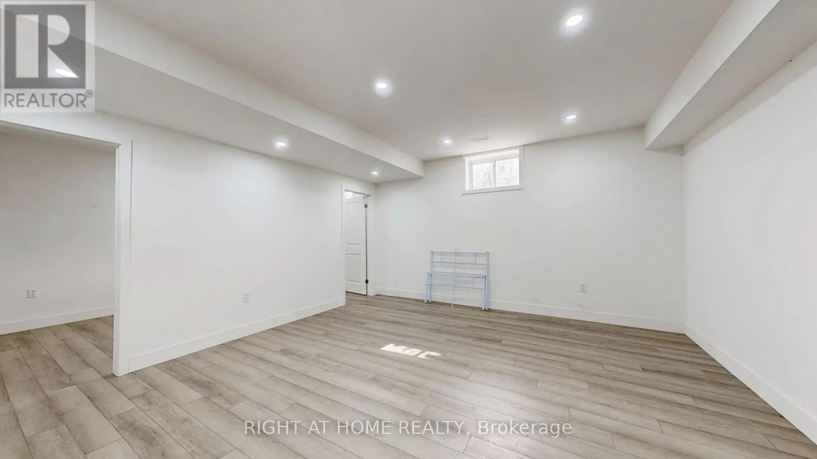 1608 CAPRI CRESCENT