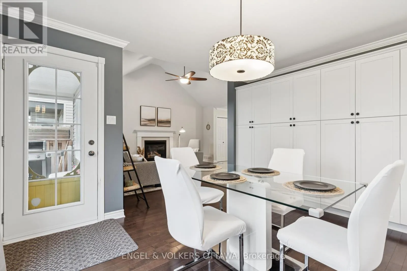 161 DES PINS STREET