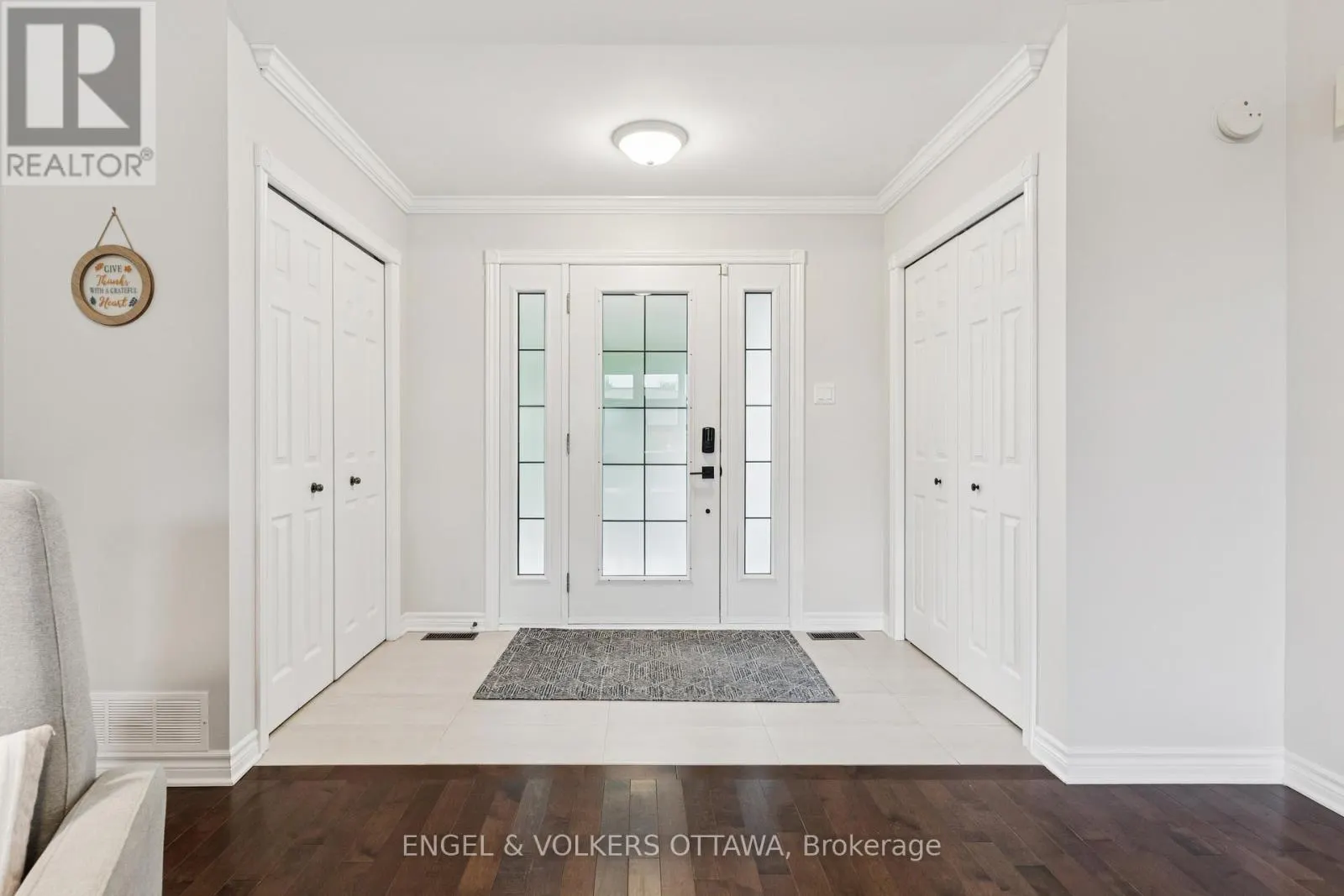 161 DES PINS STREET