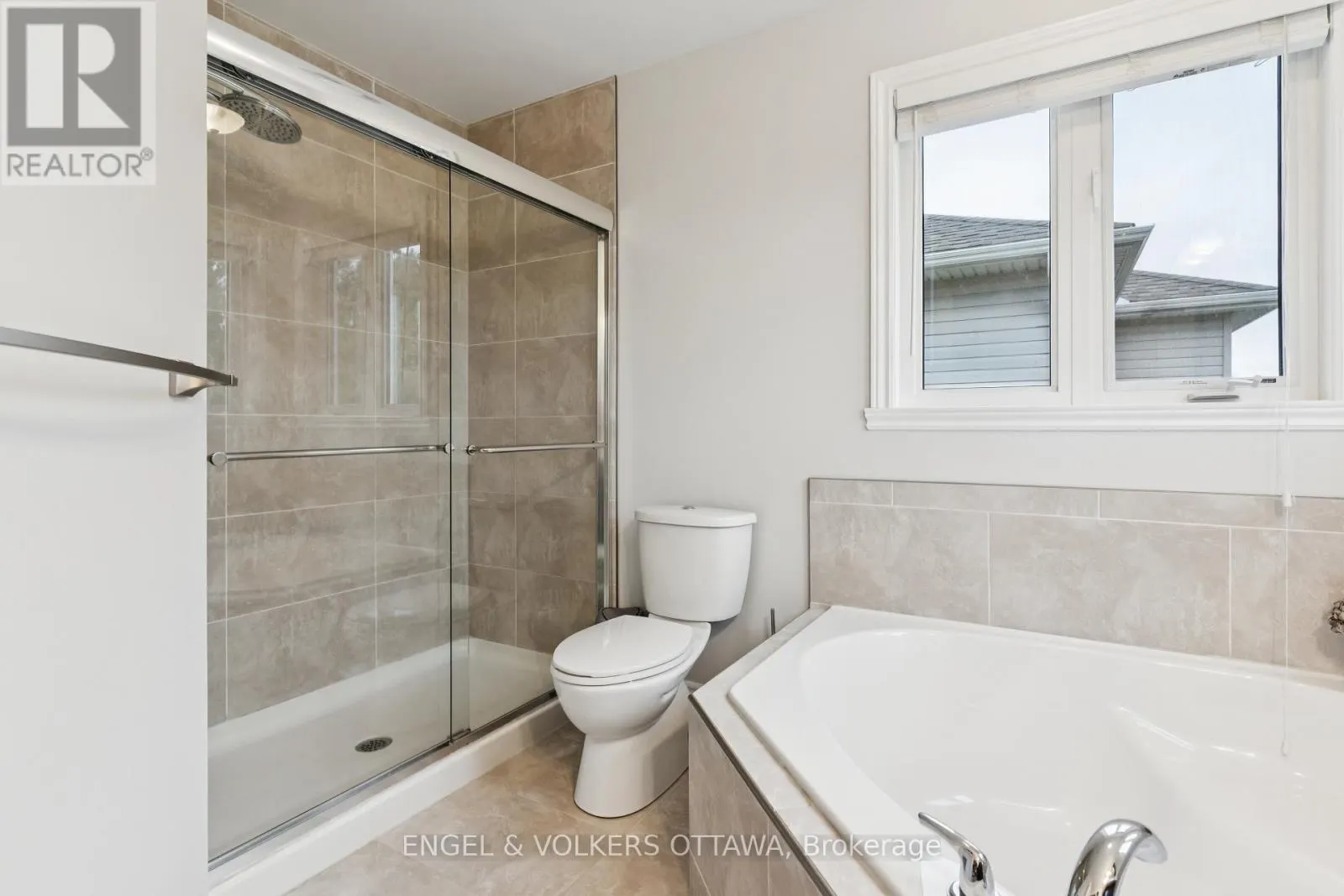 161 DES PINS STREET