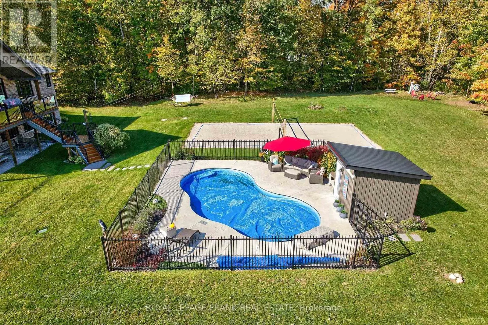 633 CARVETH DRIVE