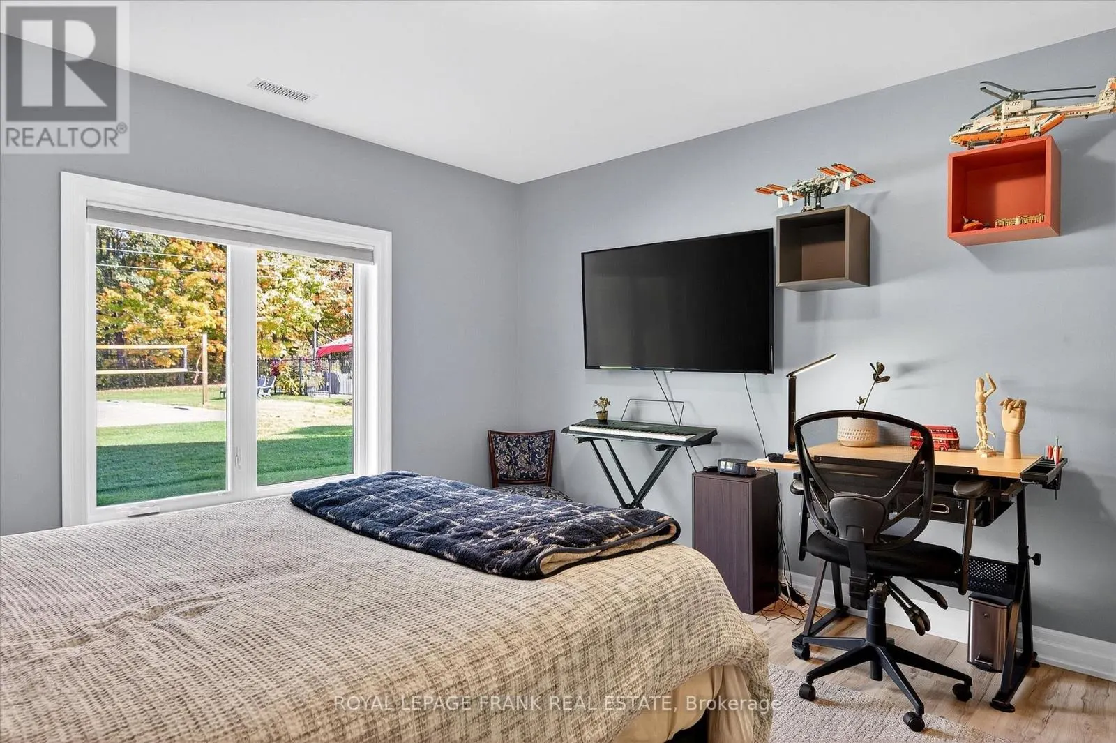 633 CARVETH DRIVE
