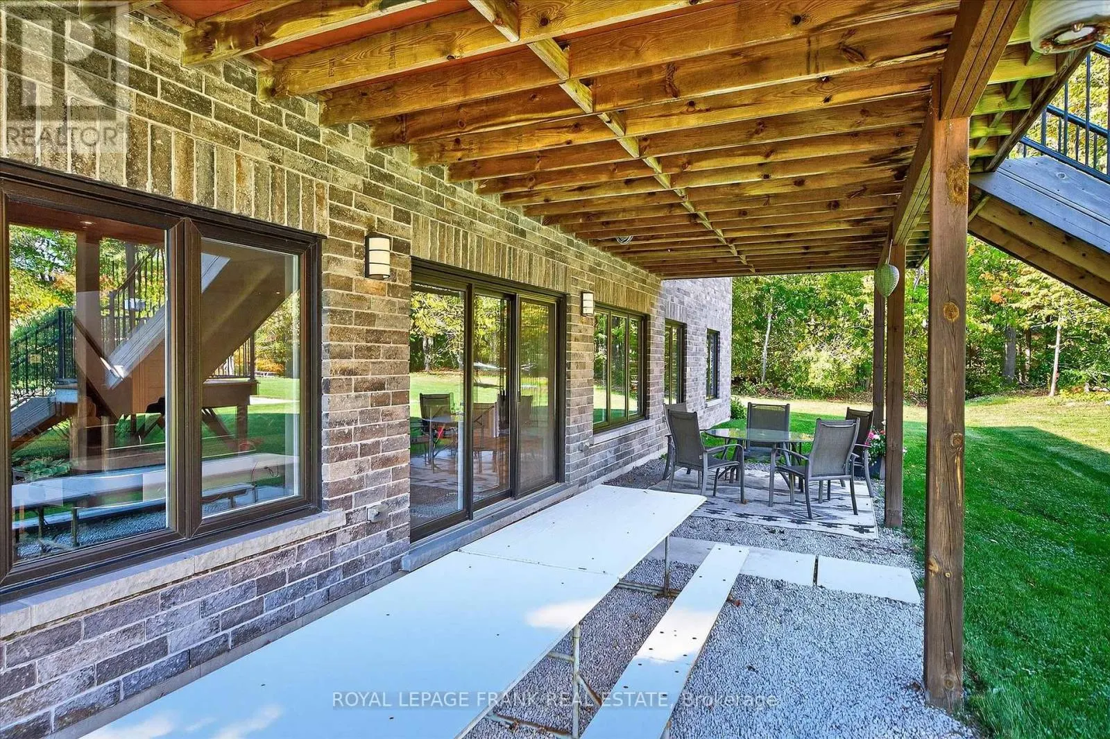 633 CARVETH DRIVE