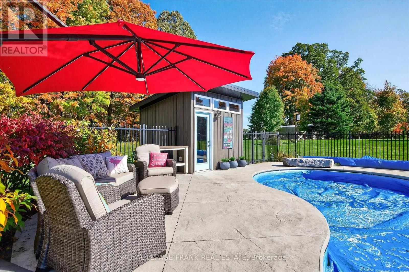633 CARVETH DRIVE