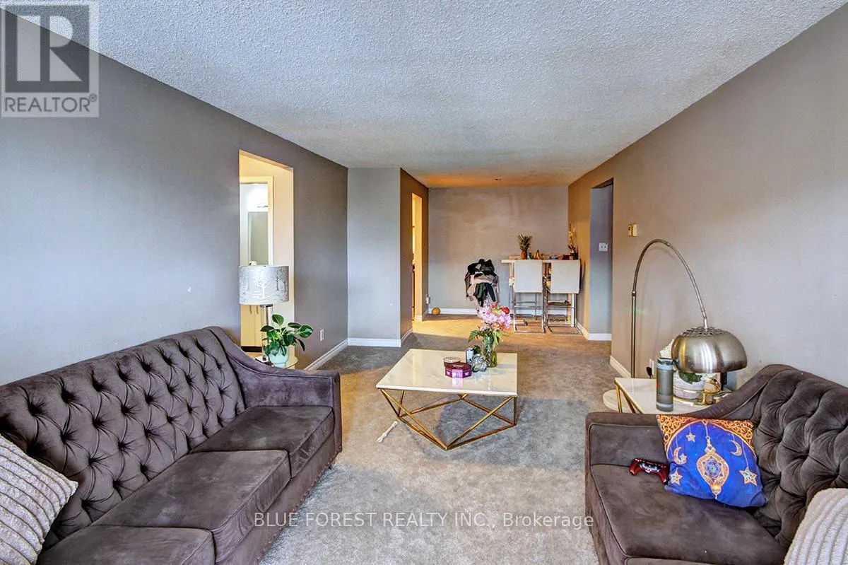 37 - 1096 JALNA BOULEVARD, #37