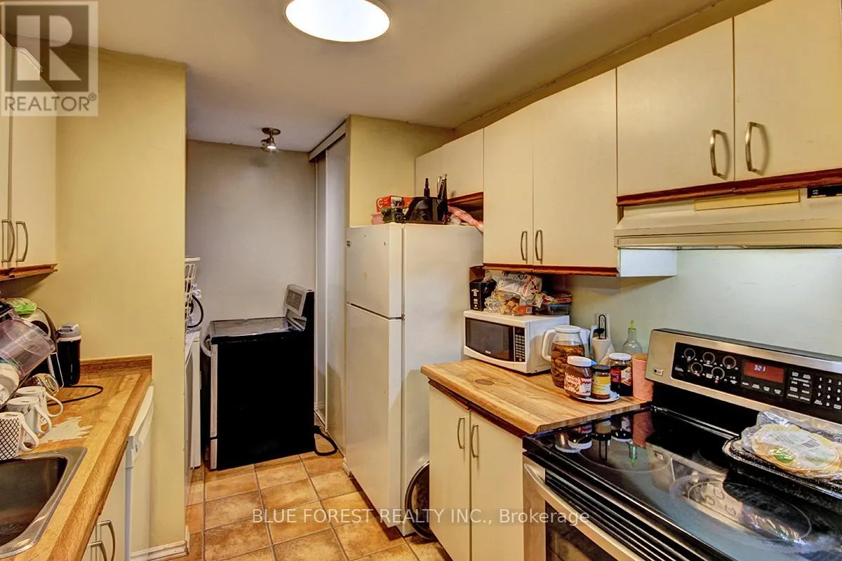 37 - 1096 JALNA BOULEVARD, #37