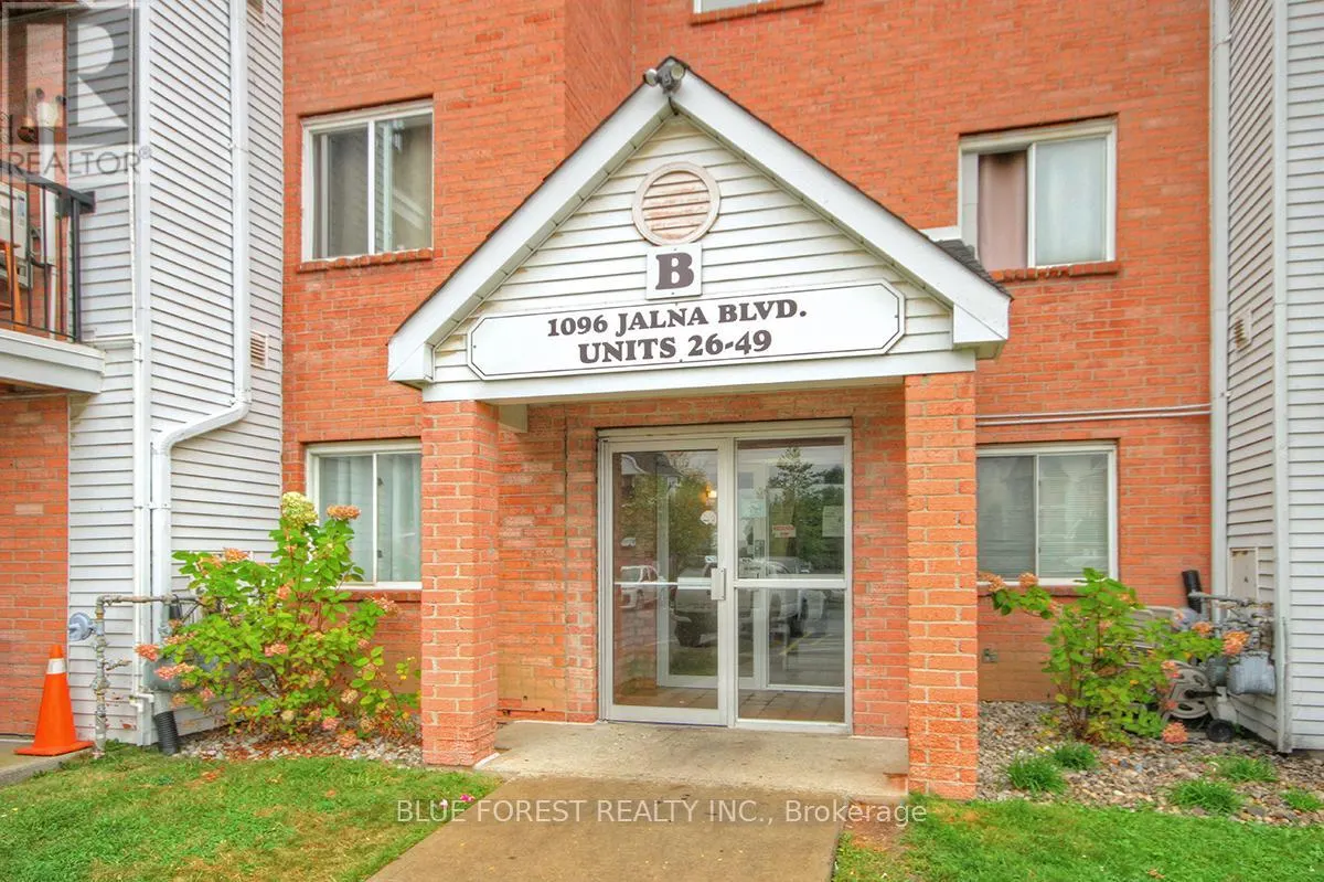 37 - 1096 JALNA BOULEVARD, #37