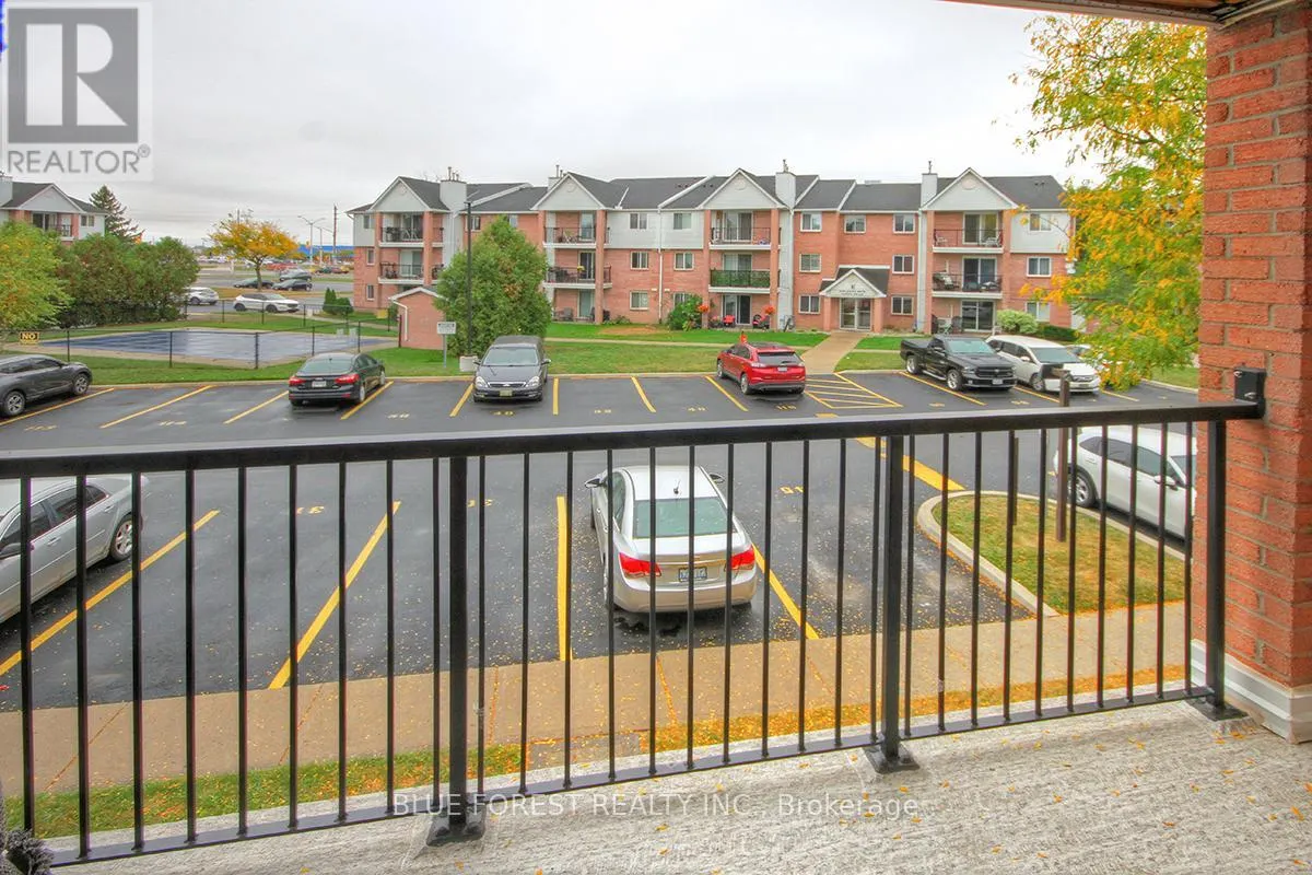 37 - 1096 JALNA BOULEVARD, #37