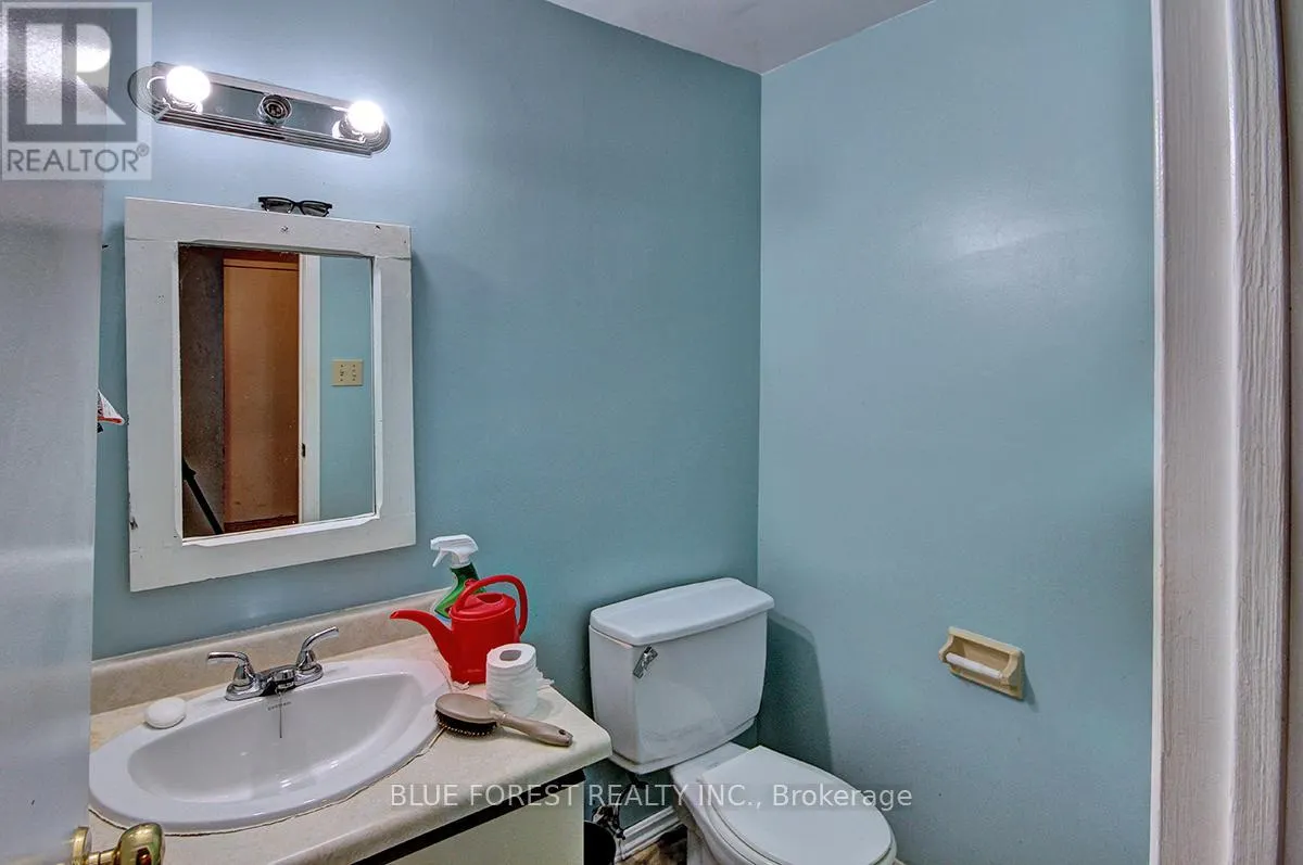 37 - 1096 JALNA BOULEVARD, #37