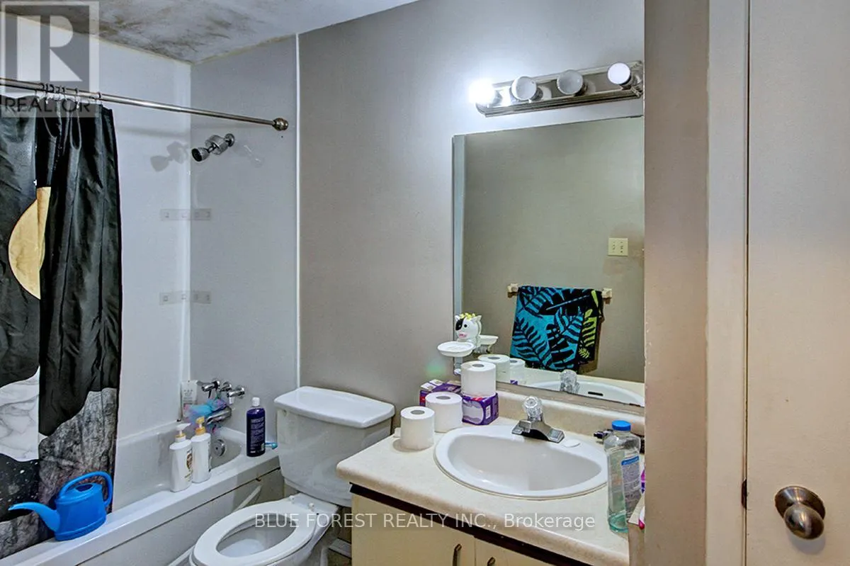 37 - 1096 JALNA BOULEVARD, #37
