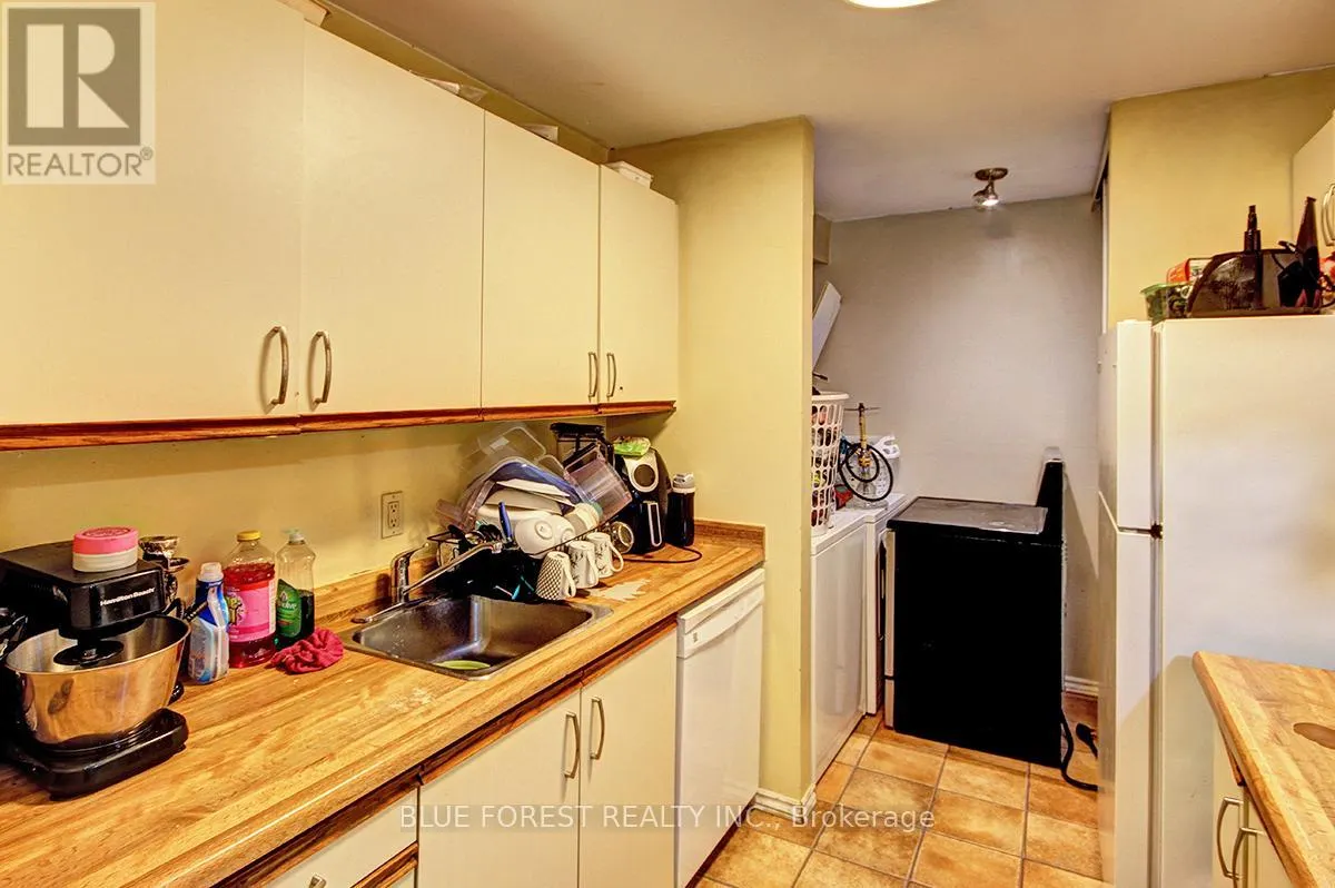 37 - 1096 JALNA BOULEVARD, #37