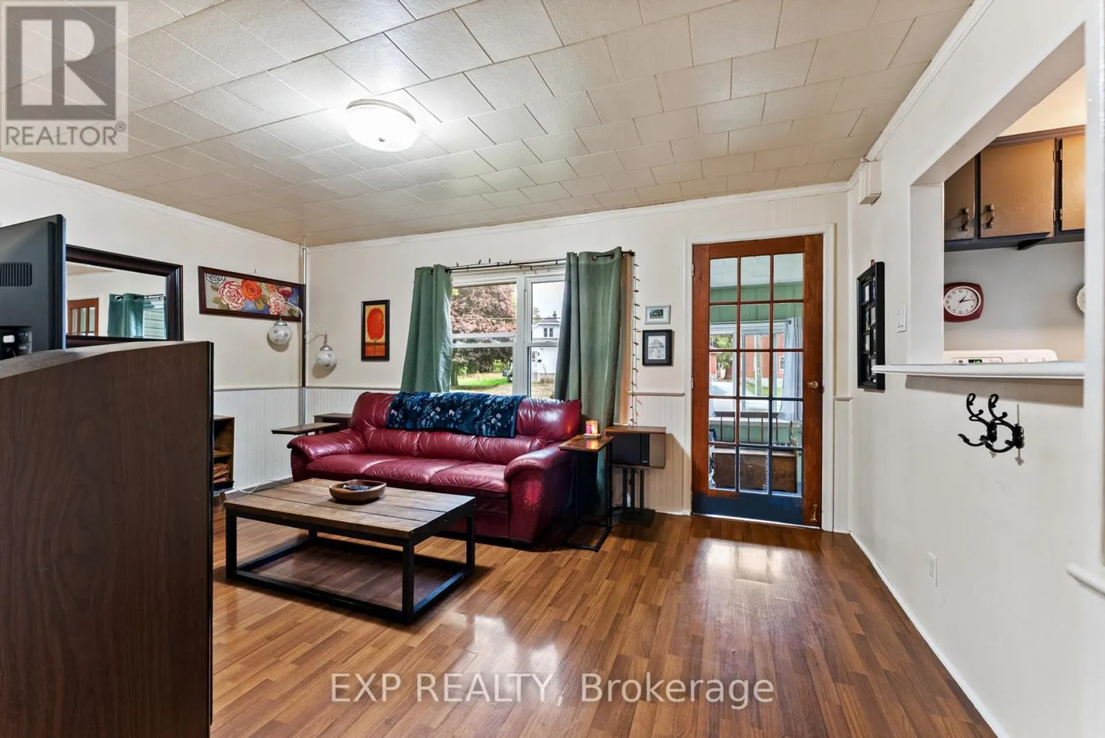 138 BYRON STREET