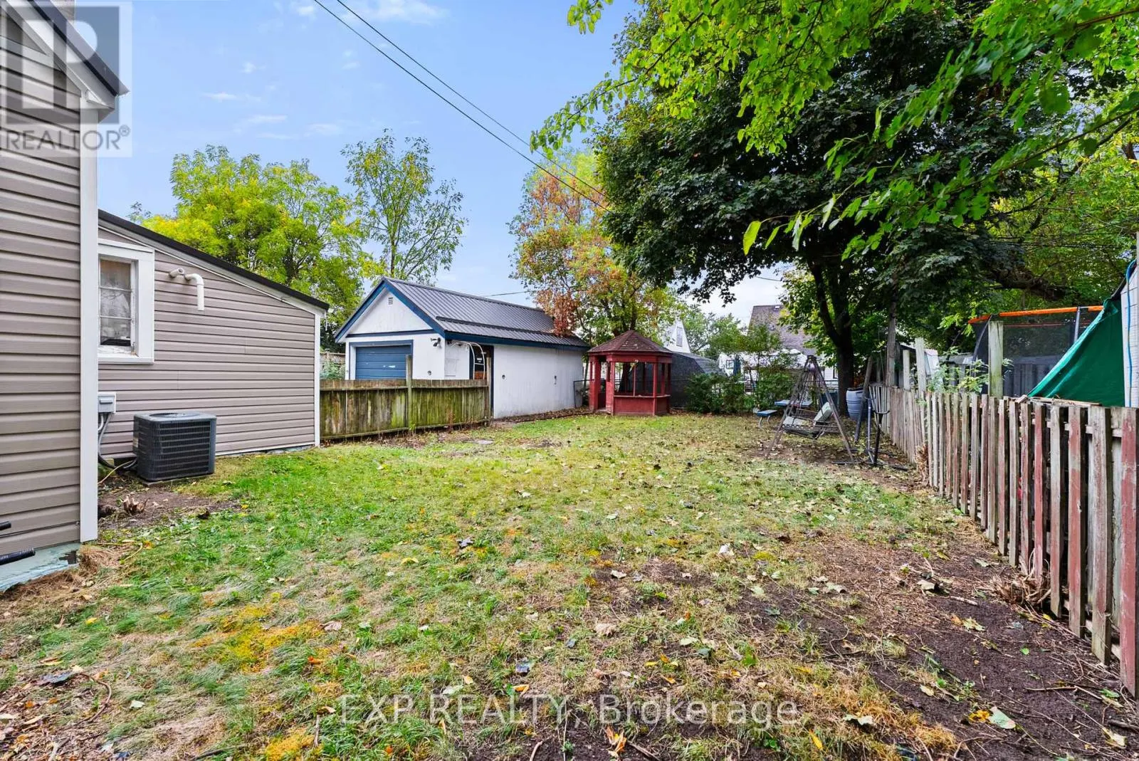 138 BYRON STREET