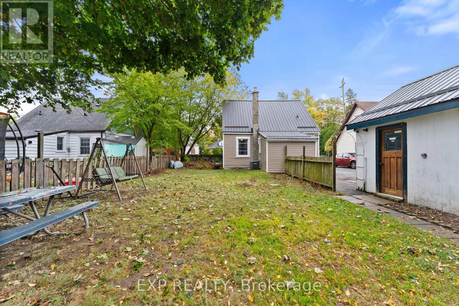 138 BYRON STREET