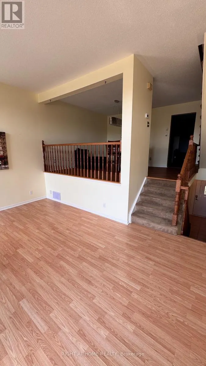 640 BROME CRESCENT