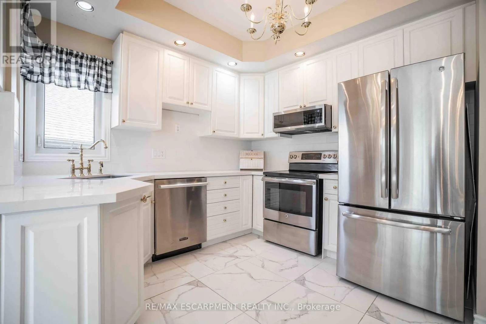 441 CRERAR DRIVE