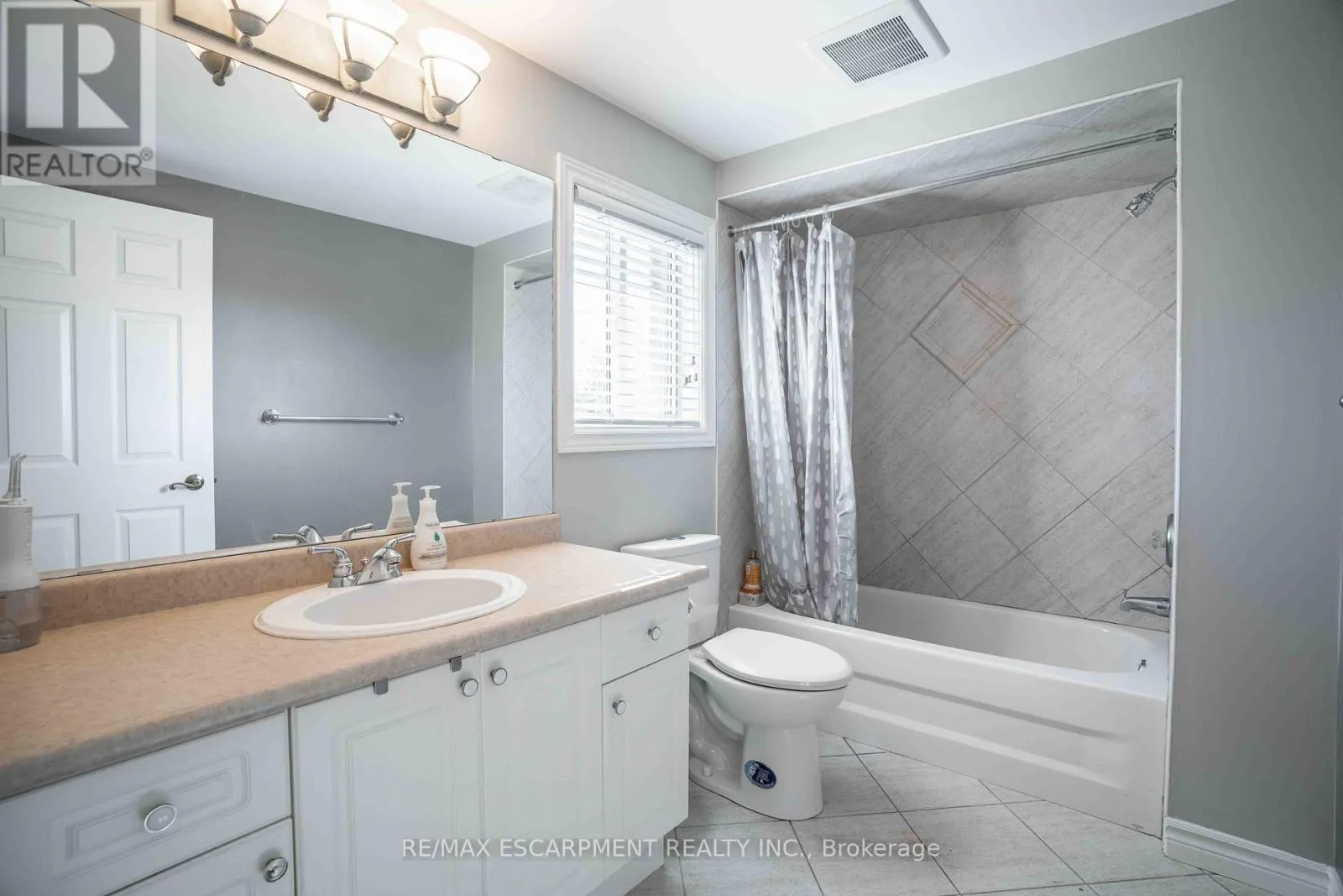441 CRERAR DRIVE