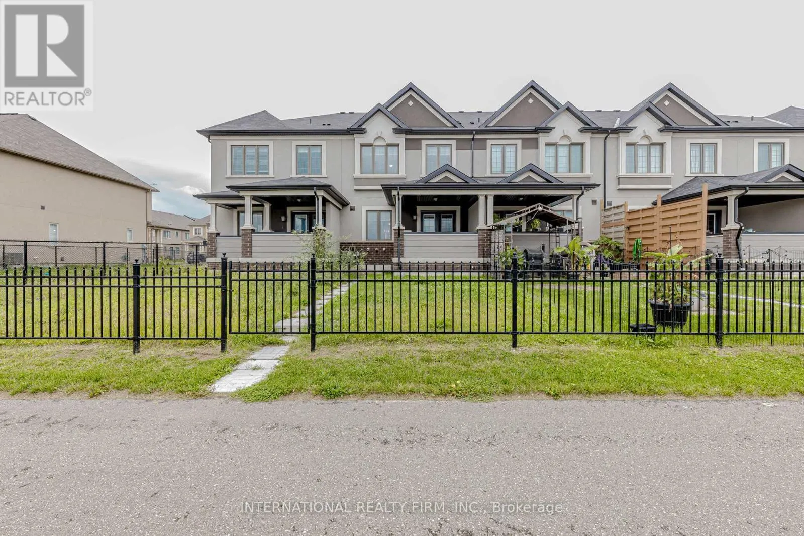 138 FLAGG AVENUE