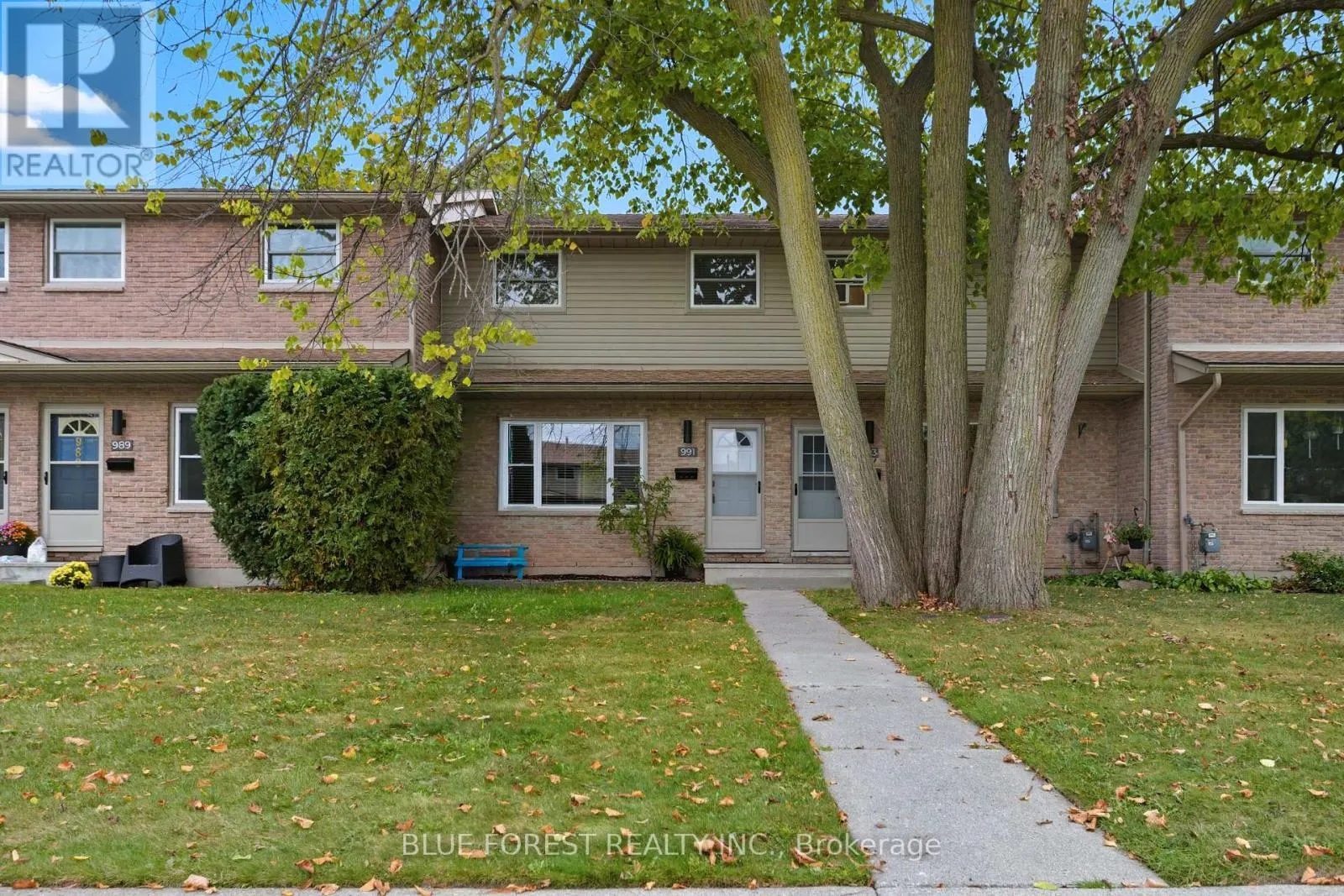 30 - 991 NOTRE DAME DRIVE, #30