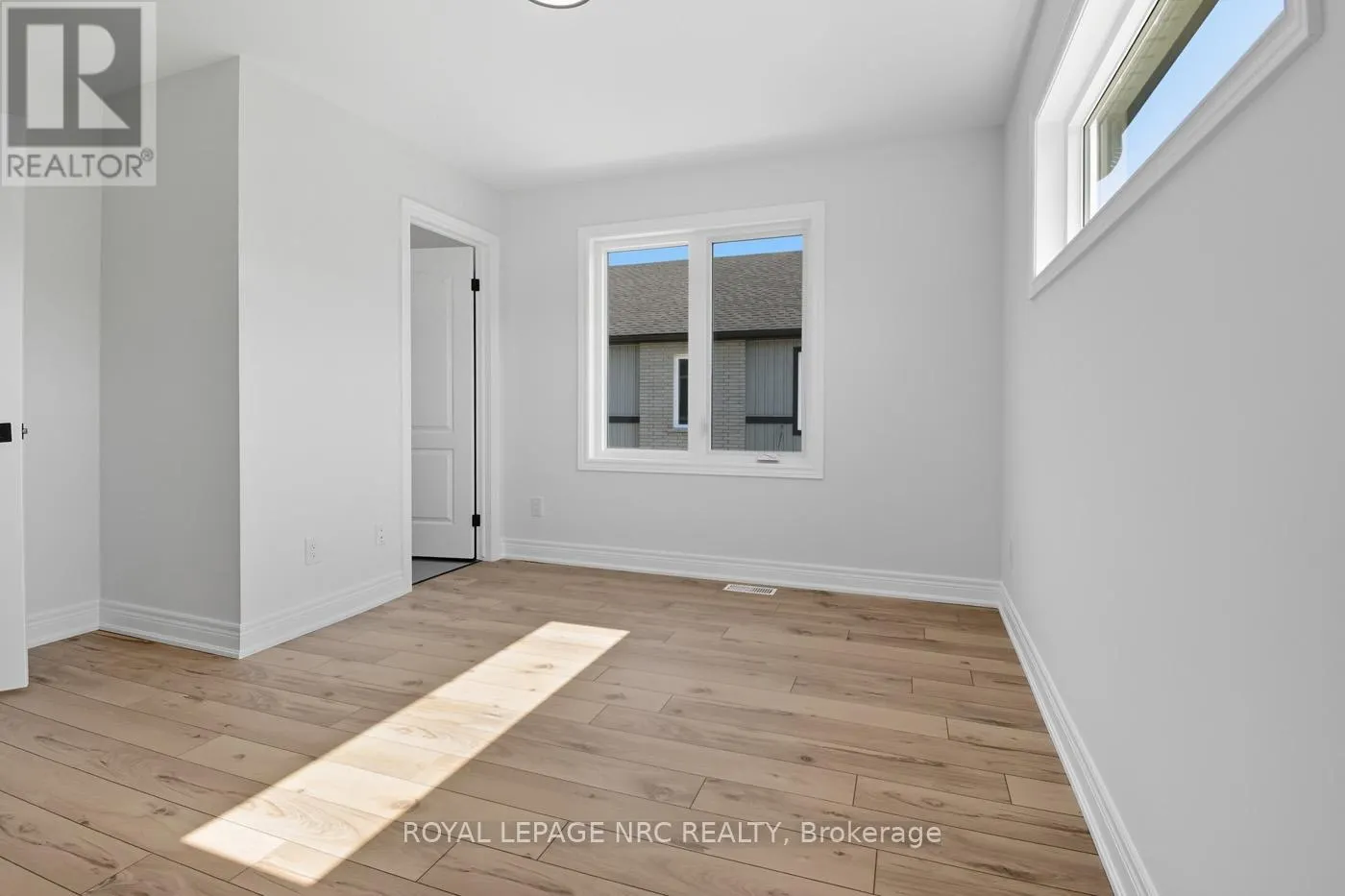 13 - 121A MOFFATT STREET, #13