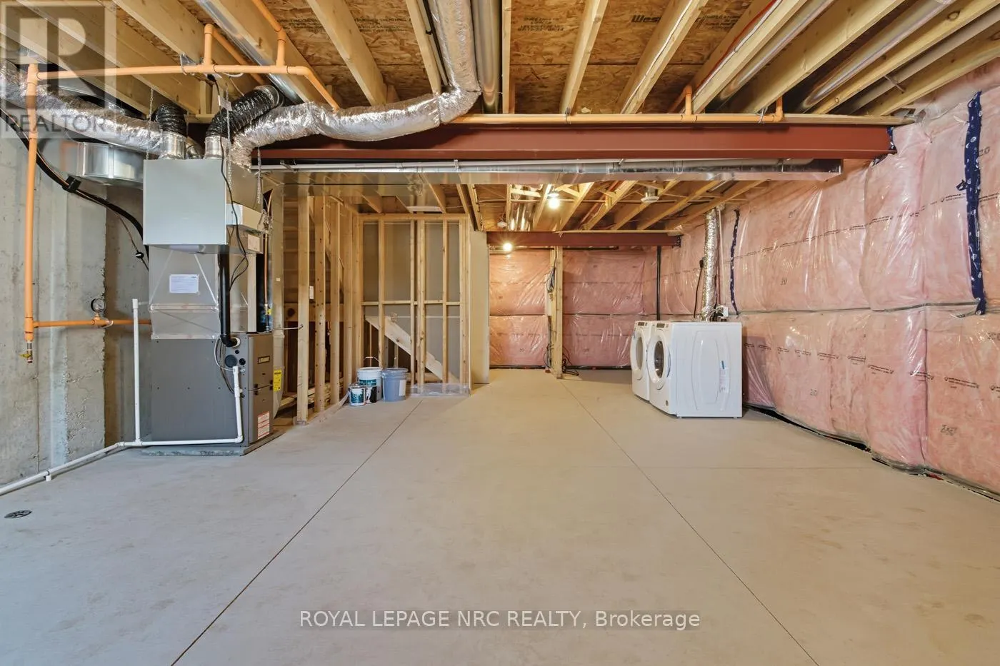 13 - 121A MOFFATT STREET, #13