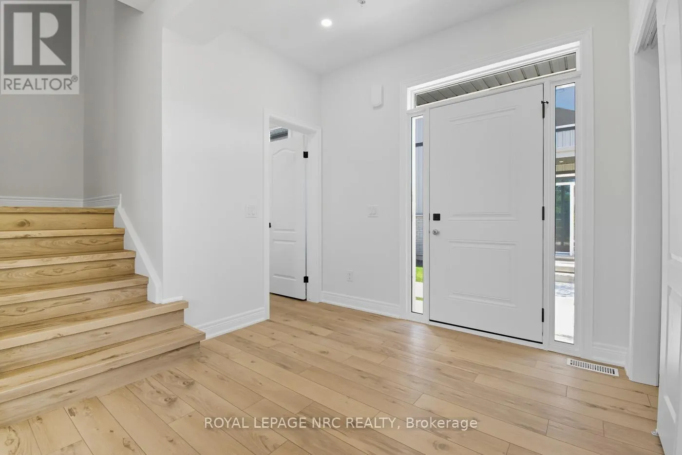 13 - 121A MOFFATT STREET, #13