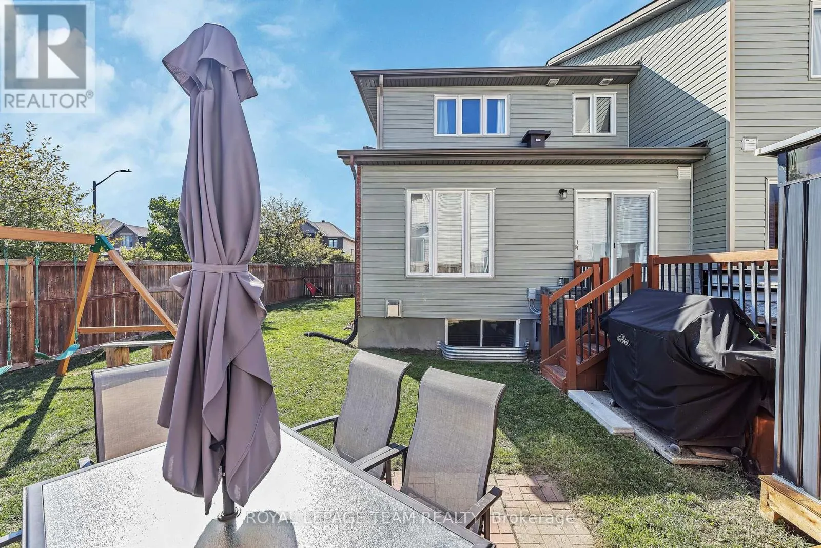 430 HARESFIELD COURT