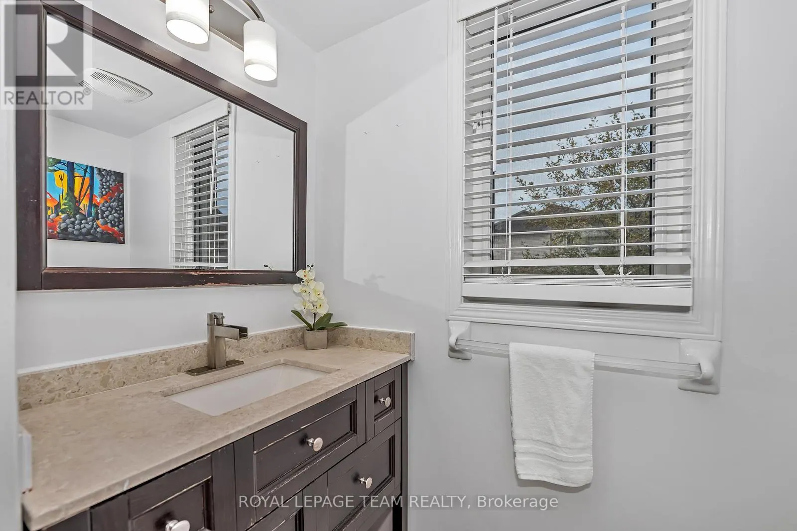 430 HARESFIELD COURT