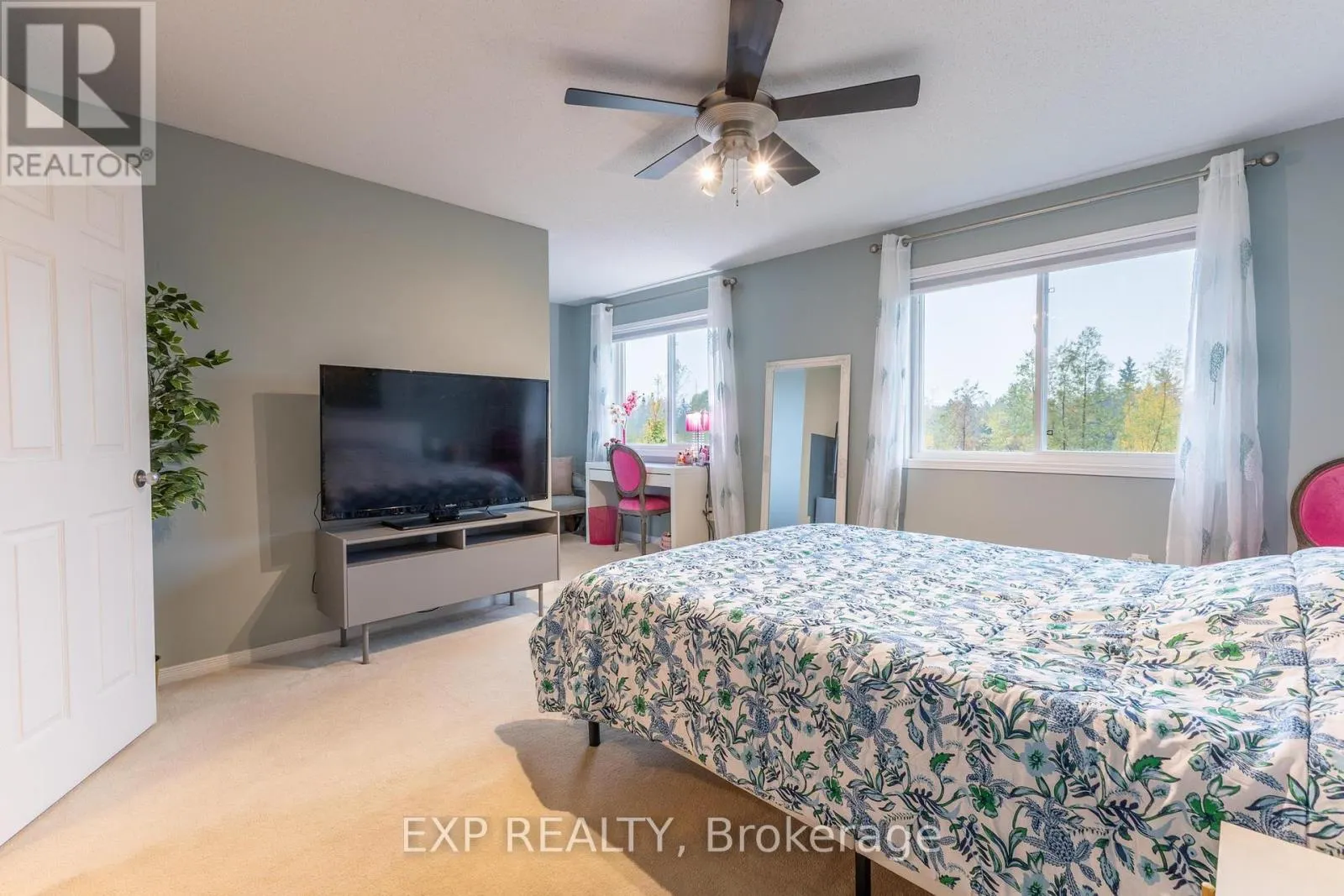 2341 GLANDRIEL CRESCENT