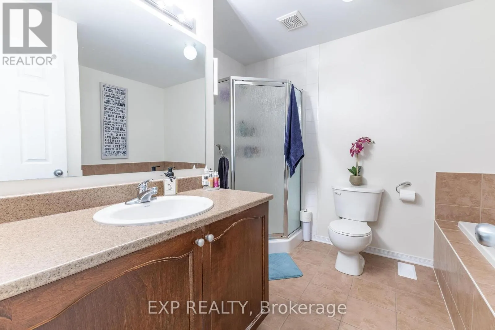 2341 GLANDRIEL CRESCENT