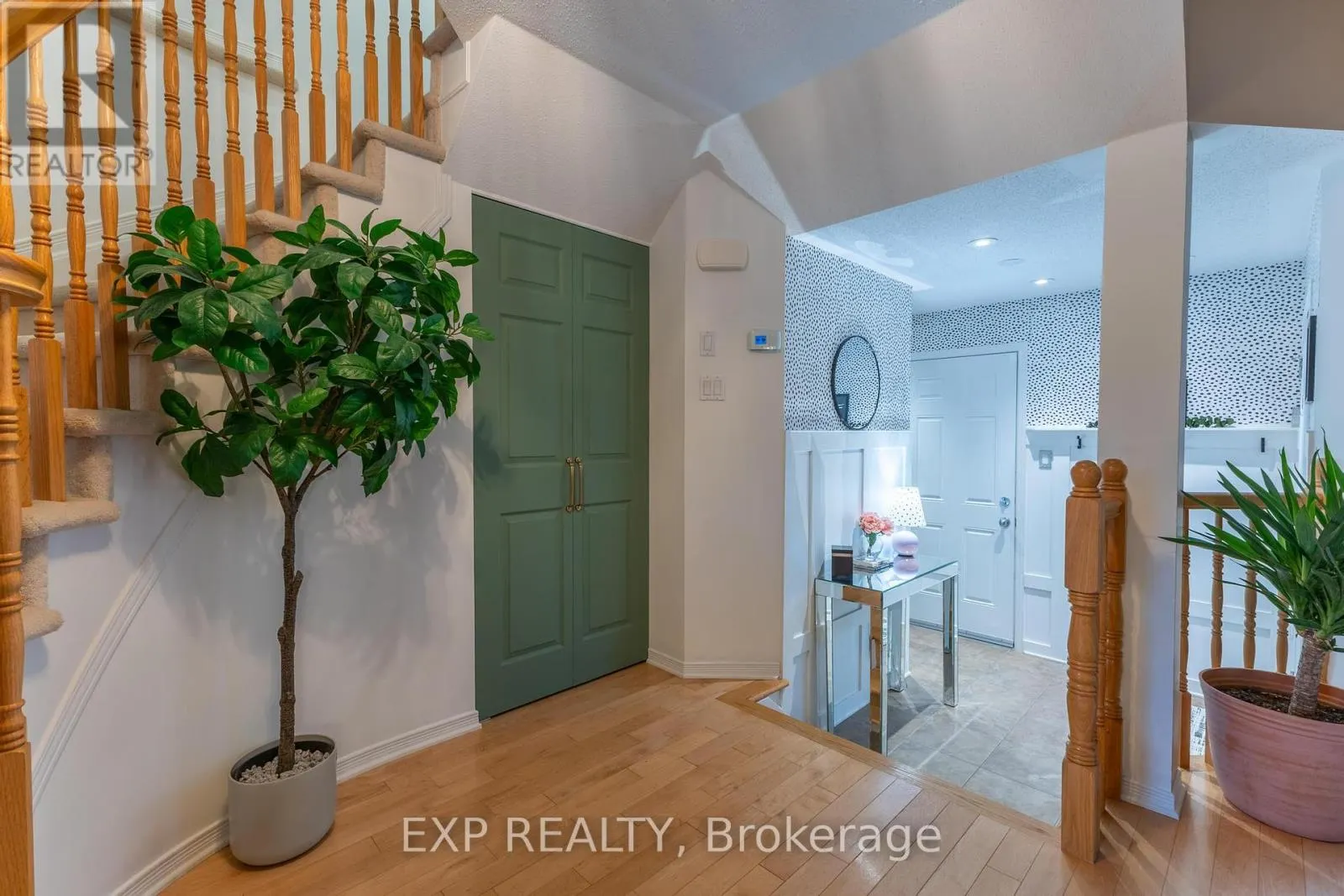 2341 GLANDRIEL CRESCENT