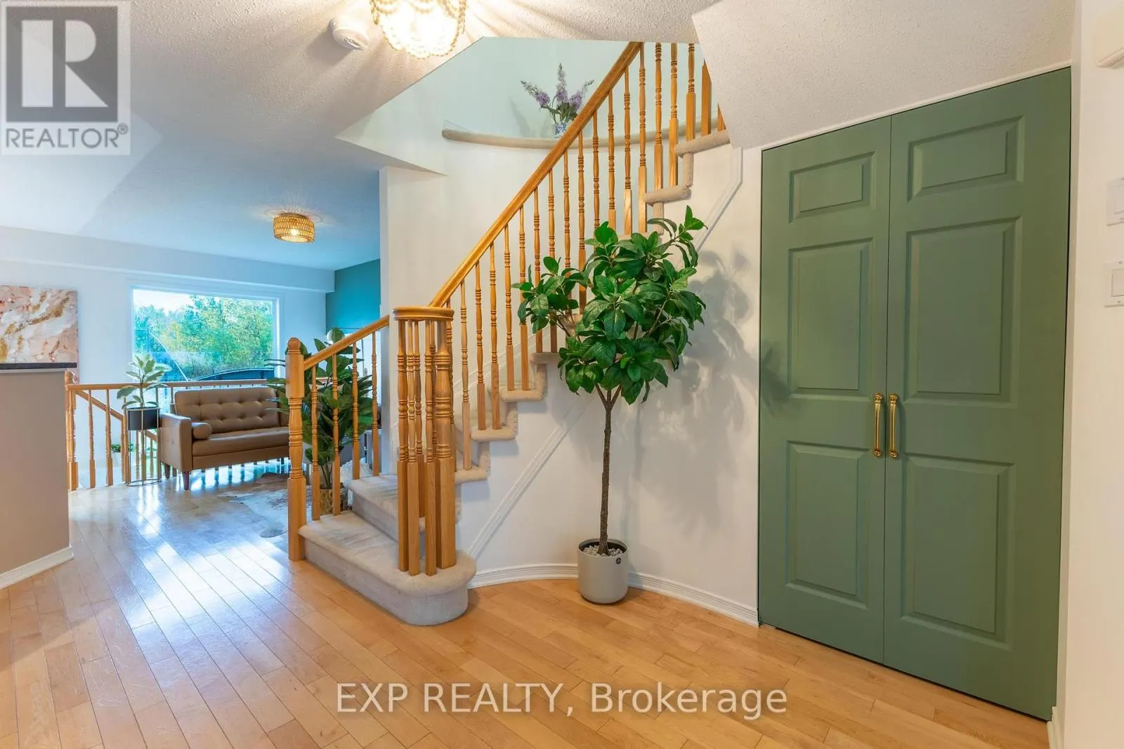 2341 GLANDRIEL CRESCENT