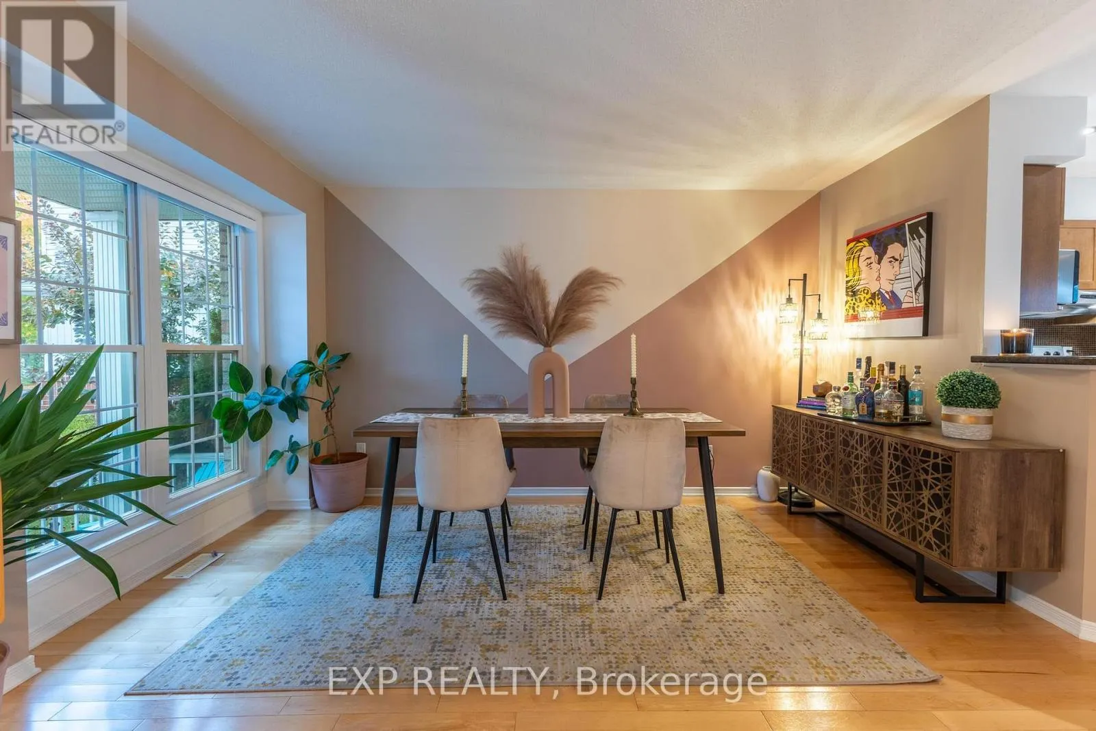 2341 GLANDRIEL CRESCENT