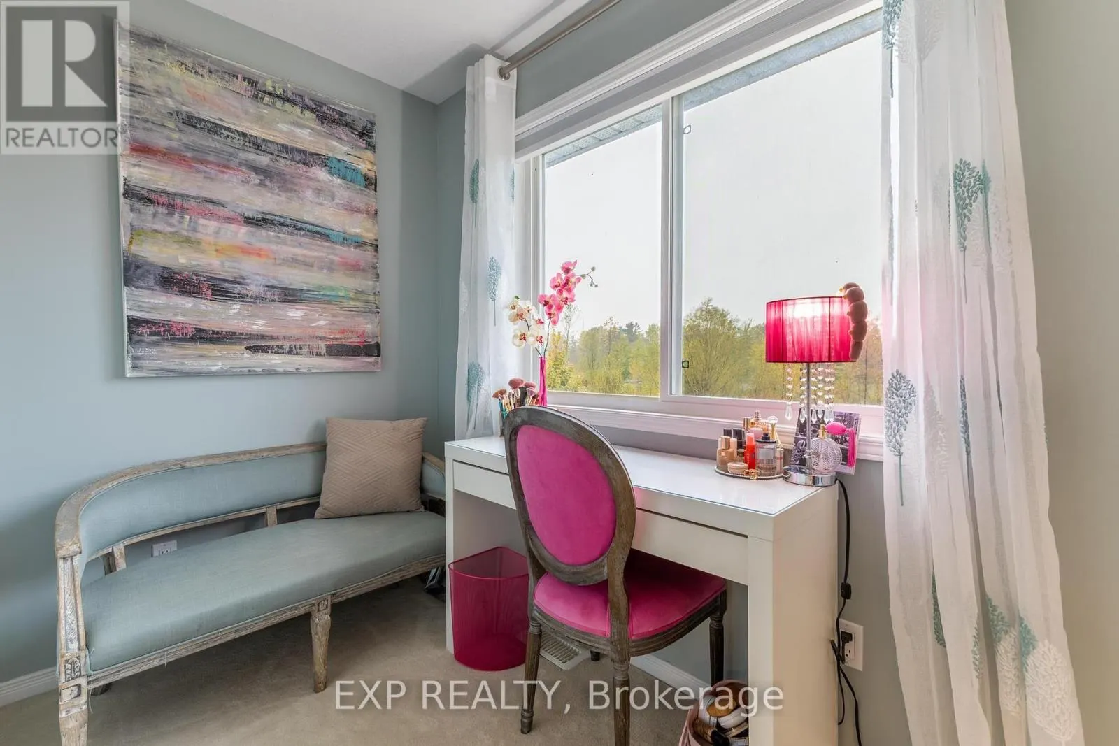 2341 GLANDRIEL CRESCENT
