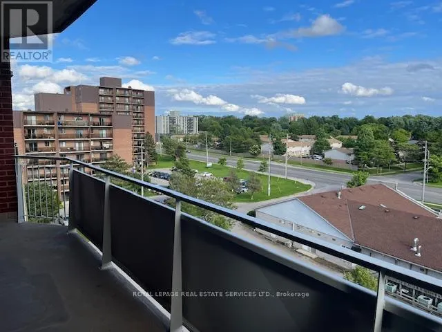 704 - 75 HUXLEY STREET