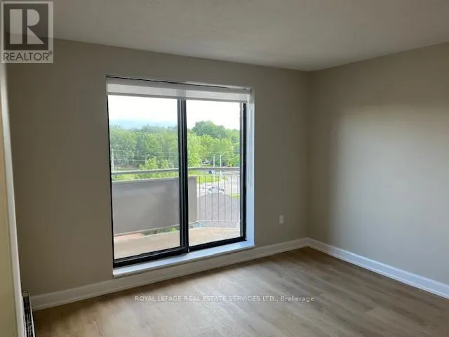 704 - 75 HUXLEY STREET